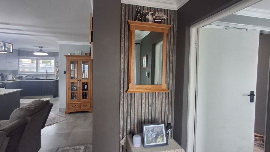 2 Bedroom Property for Sale in Gouritsmond Western Cape